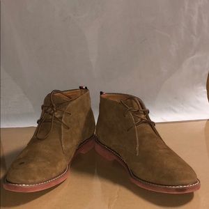 tommy hilfiger gervis chukka boots
